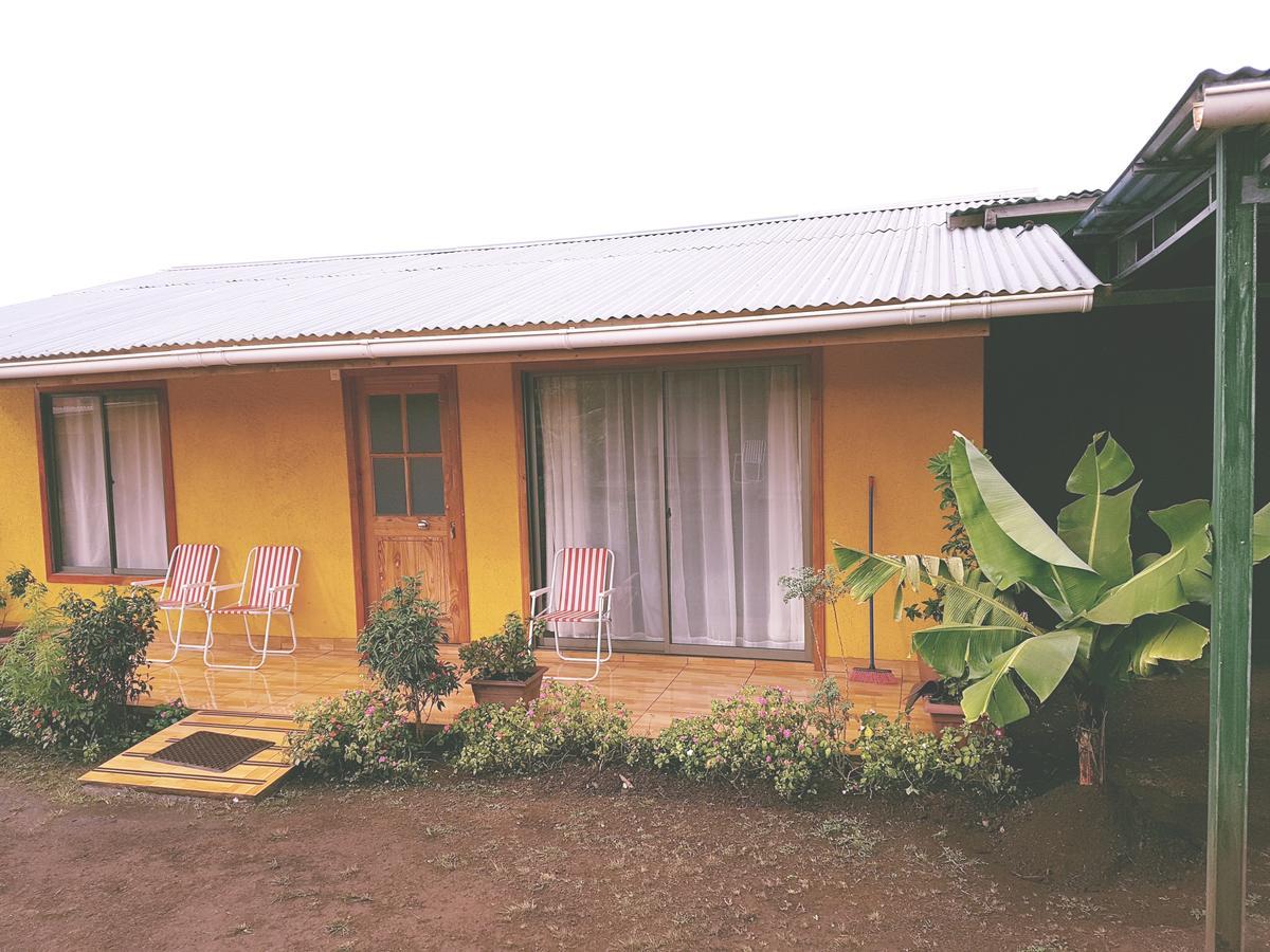 Cabana Tongariki Hanga Roa Exterior photo