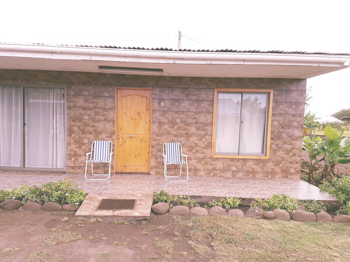 Cabana Tongariki Hanga Roa Exterior photo
